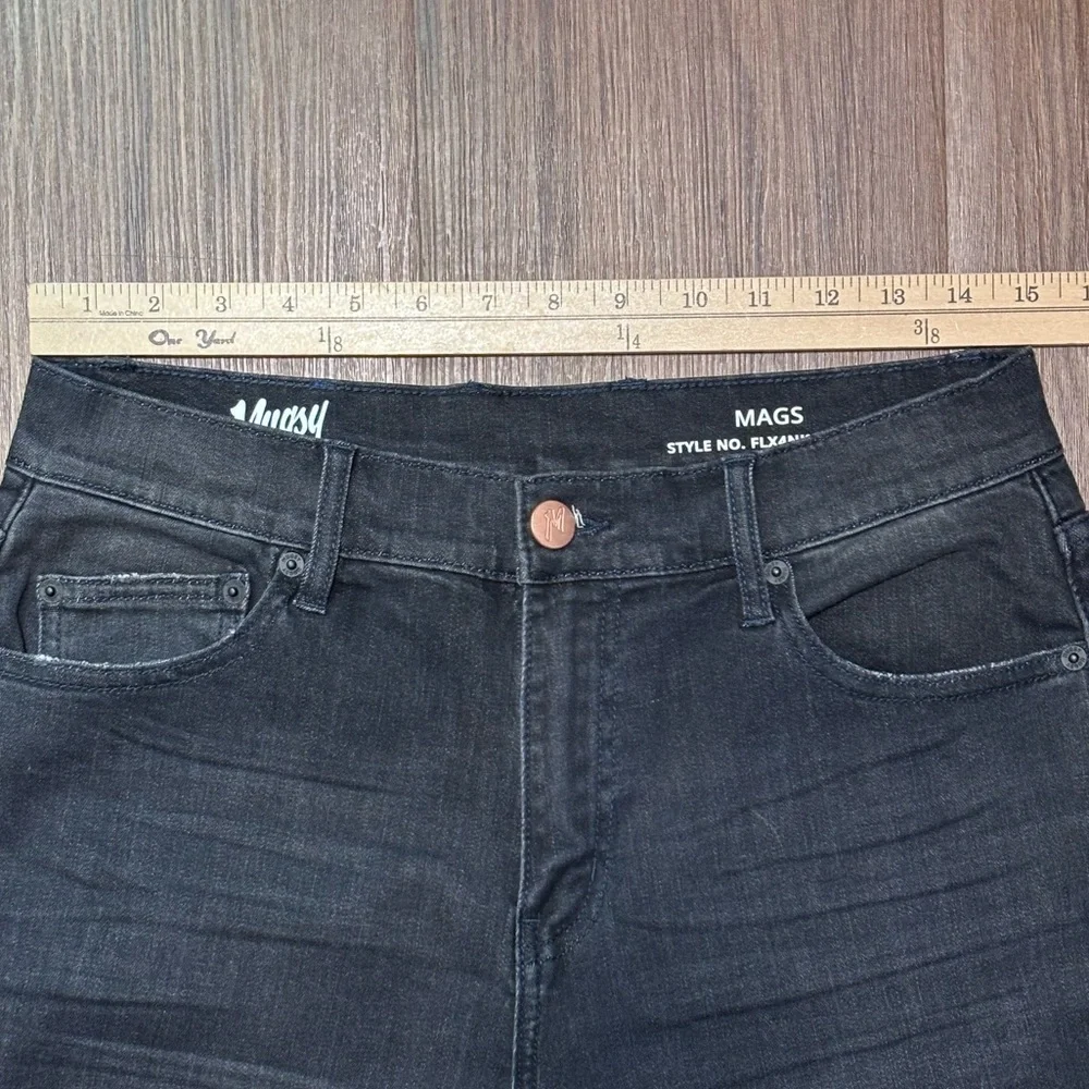 Mugsy MAGS Dark Wash Stretch Jeans Modern Slim Luxe Comfort Fit